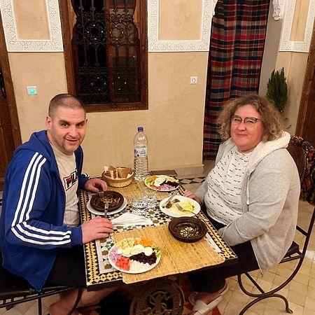 Riad La Rose Des Sables Marrakesh Exteriör bild