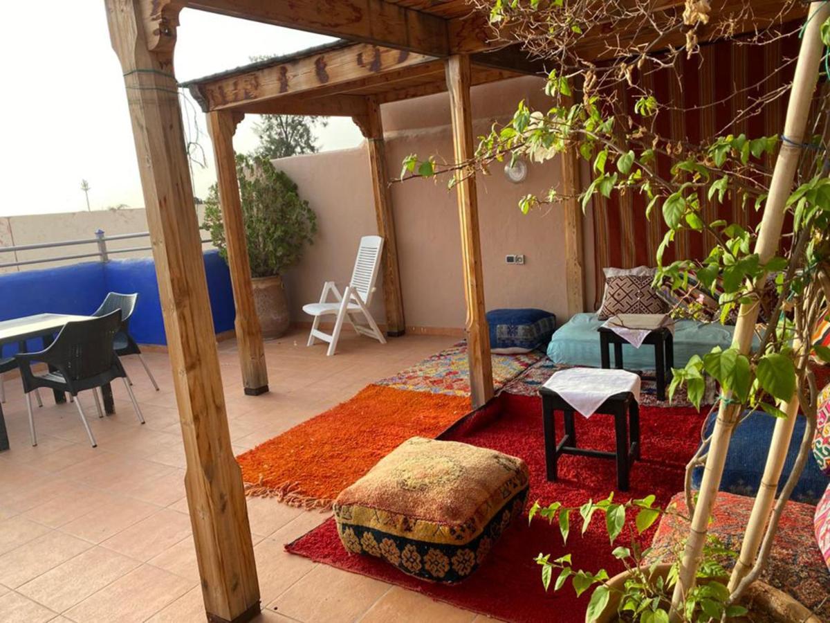 Riad La Rose Des Sables Marrakesh Exteriör bild