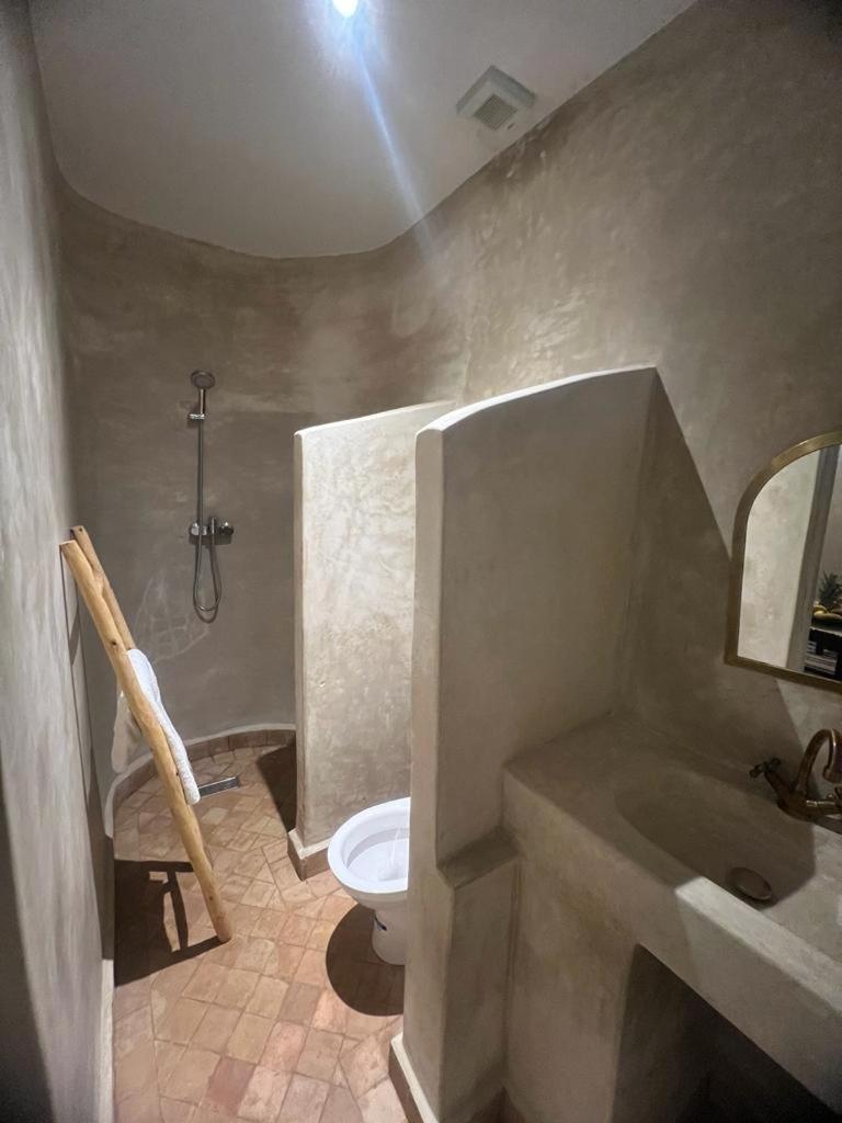 Riad La Rose Des Sables Marrakesh Exteriör bild