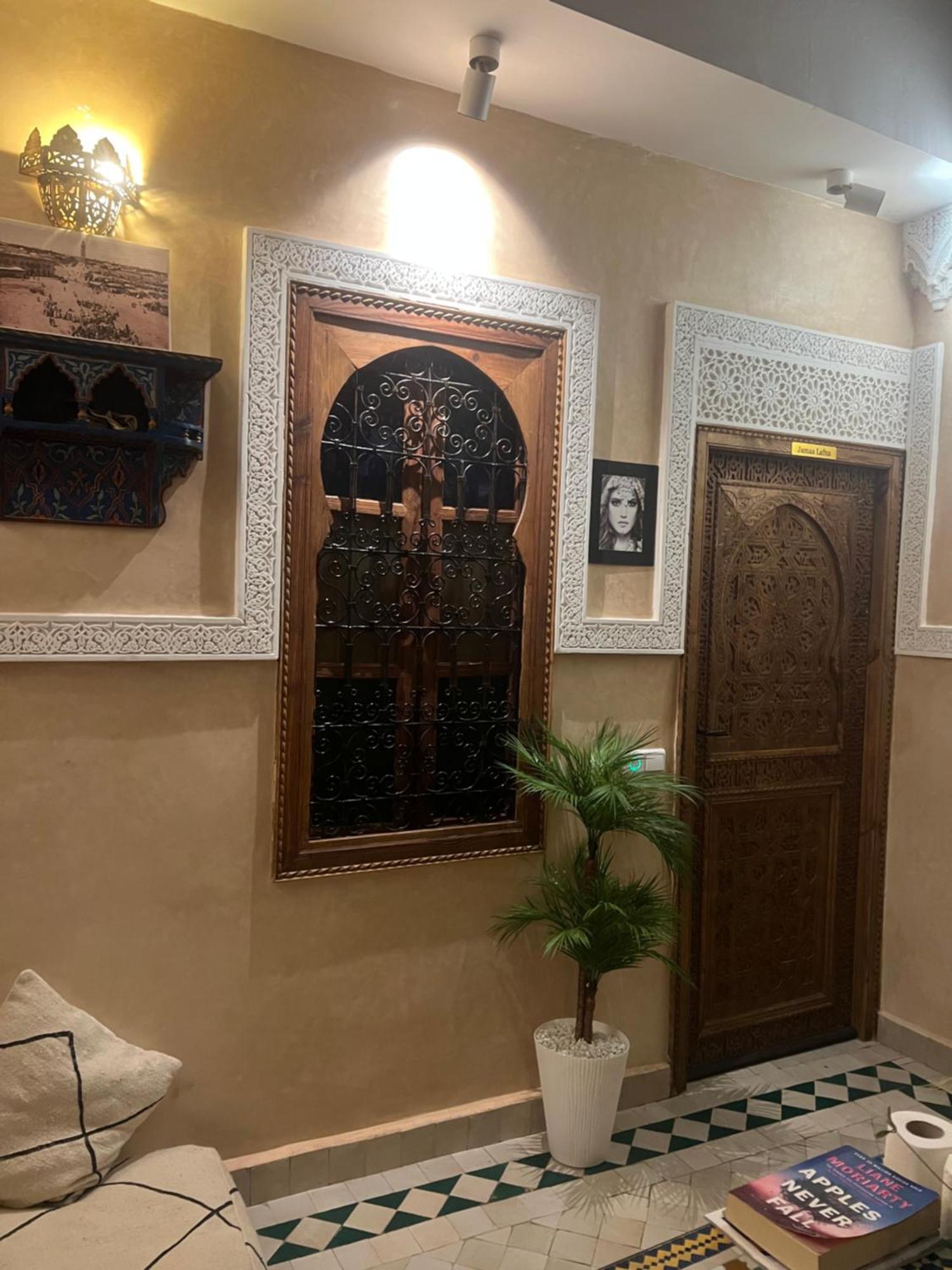 Riad La Rose Des Sables Marrakesh Exteriör bild