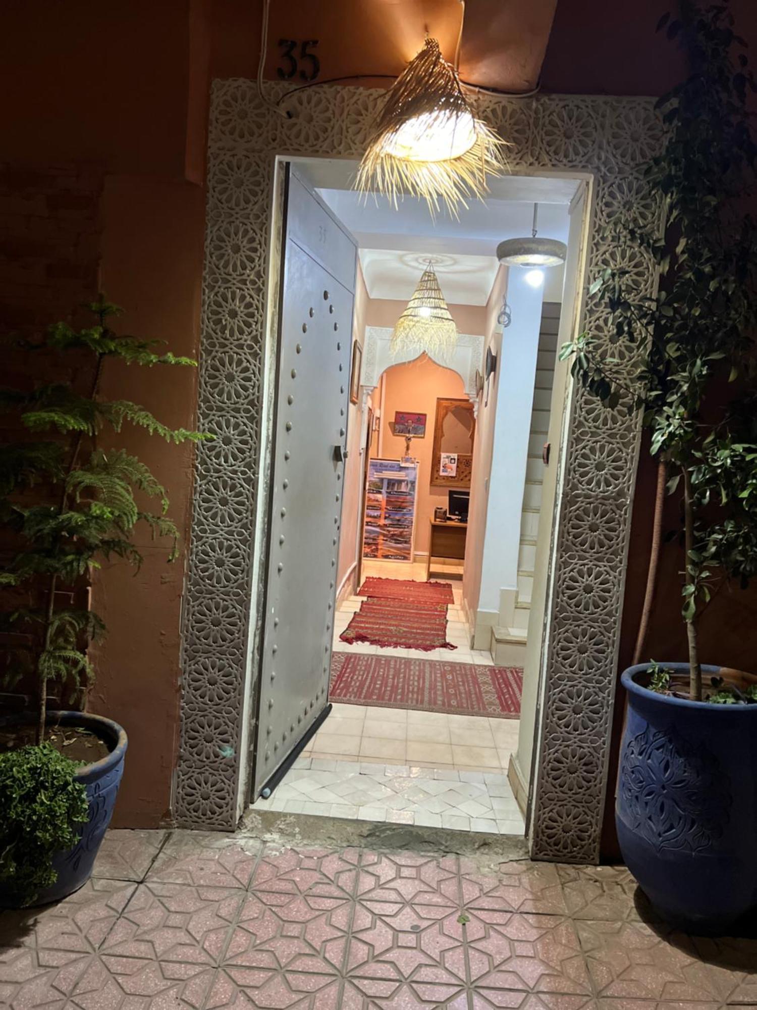 Riad La Rose Des Sables Marrakesh Exteriör bild