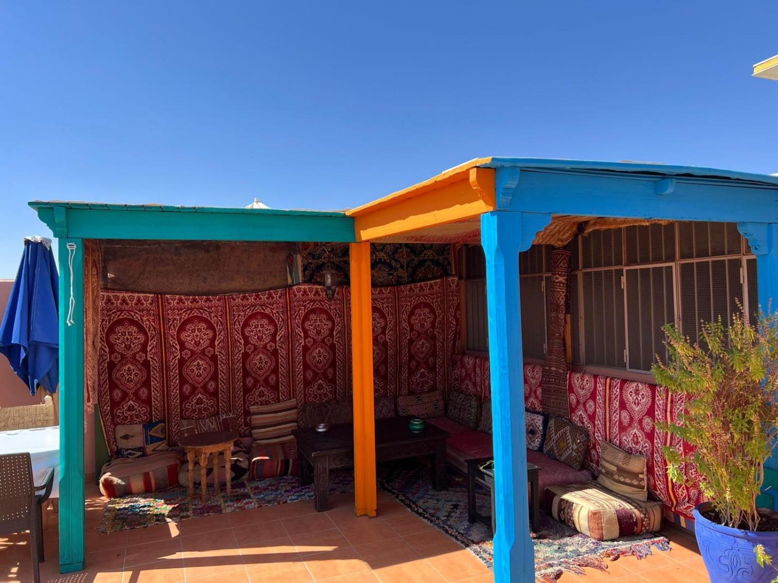 Riad La Rose Des Sables Marrakesh Exteriör bild